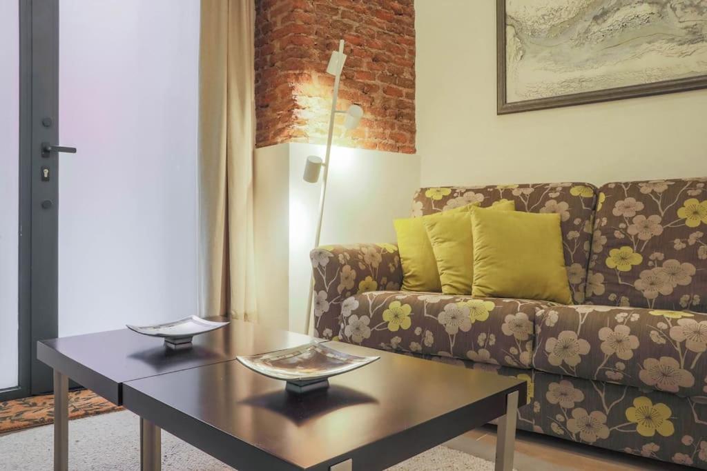 Apartment Malasana By Sharingco Madrid Bagian luar foto