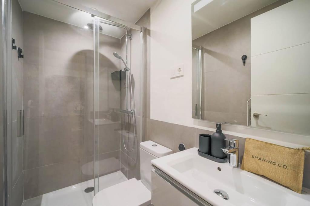 Apartment Malasana By Sharingco Madrid Bagian luar foto